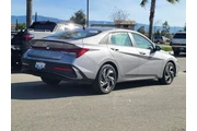 $22786 : Hyundai ELANTRA Hybrid 2025 thumbnail