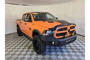 $27988 : Ram 1500 Classic 2019 4x4 Tr thumbnail