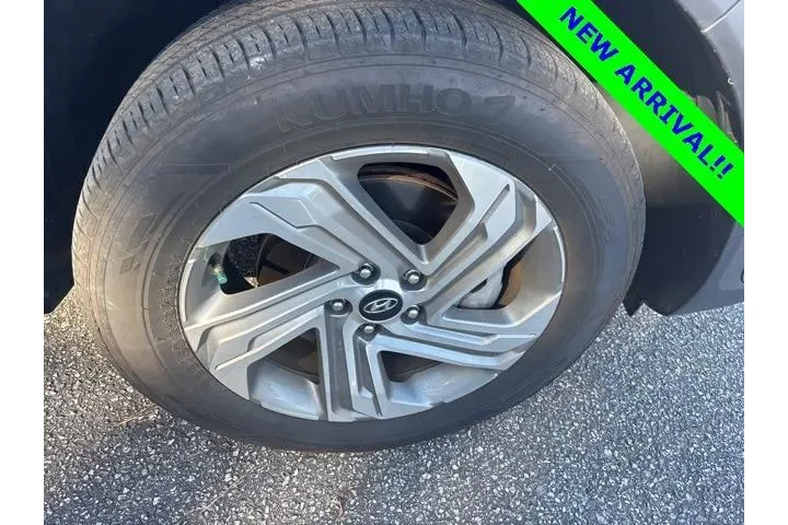 $24039 : Hyundai SANTA FE 2023 AWD SE image 2