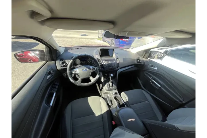 $4350 : 2015 Escape SE image 8