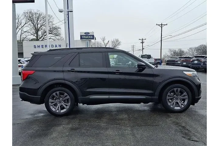 $33845 : Ford Explorer 2023 AWD XLT 4 image 7