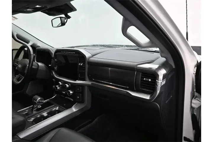 $39996 : Ford F-150 2022 4x4 Lariat 4 image 9