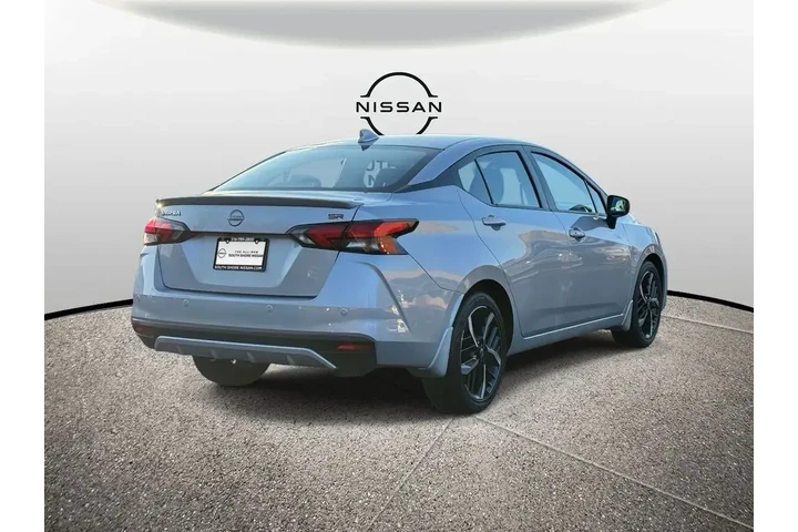 $16795 : Nissan Versa 2025 SR 4dr Sed image 5
