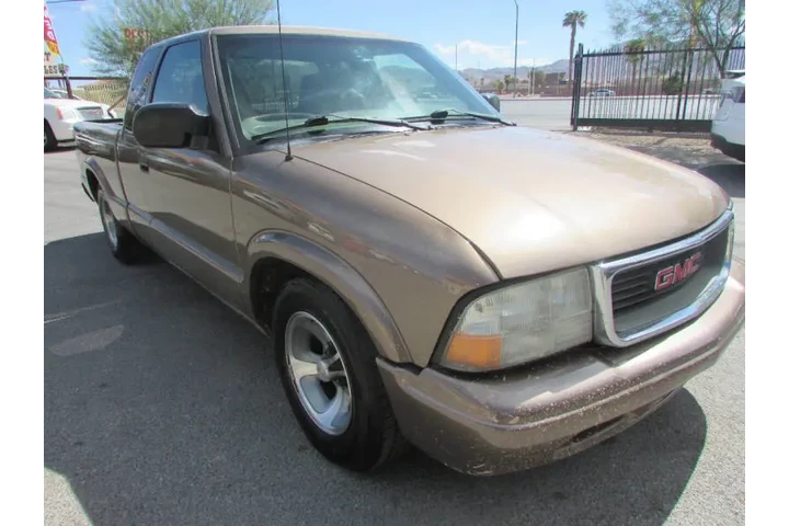 $7900 : 2003 GMC Sonoma SL image 8