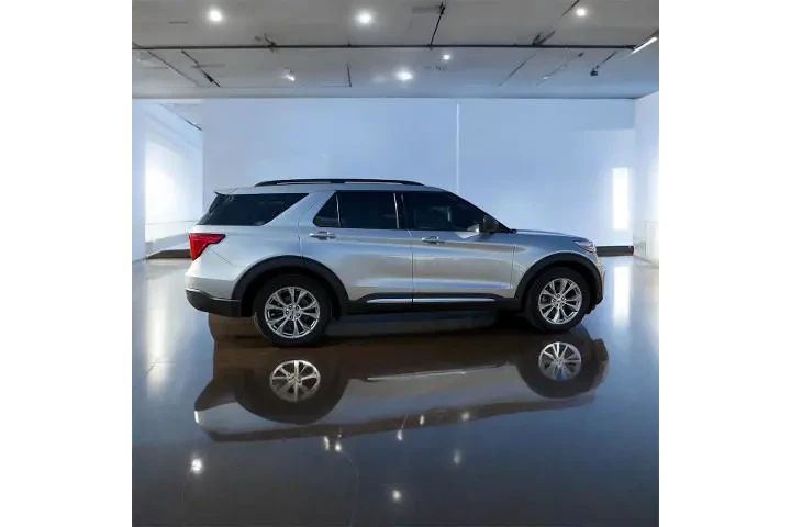 $22988 : Ford Explorer 2020 AWD XLT 4 image 3