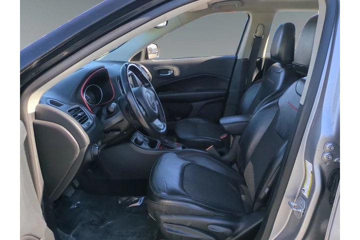 $14500 : Jeep Compass 2019 4x4 Trailh image 9