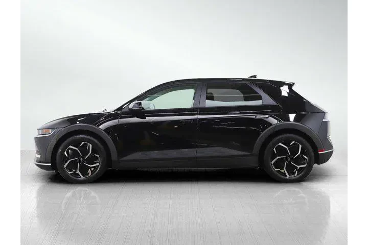 $26998 : Hyundai IONIQ 5 2024 AWD SEL image 2