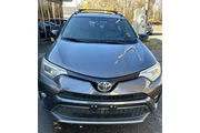 2016 RAV4 SE en New Haven