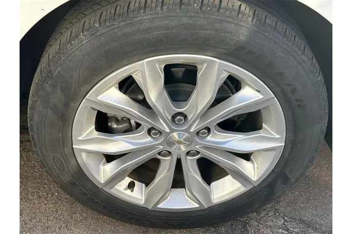 $14891 : Chevrolet Malibu 2023 LT 4dr image 9