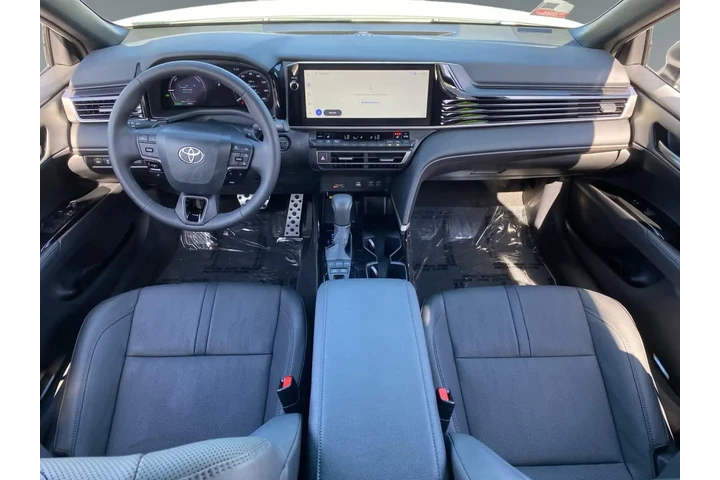 $39796 : Toyota Camry 2026 LE 4dr Sed image 10
