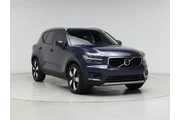 Volvo XC40 2021 AWD T5 Momen en Hialeah