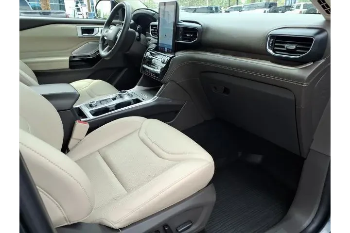 $39207 : Ford Explorer 2022 AWD Plati image 10