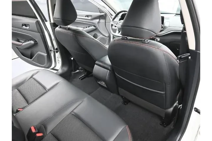 $23991 : Nissan Altima 2024 2.5 SR 4d image 10