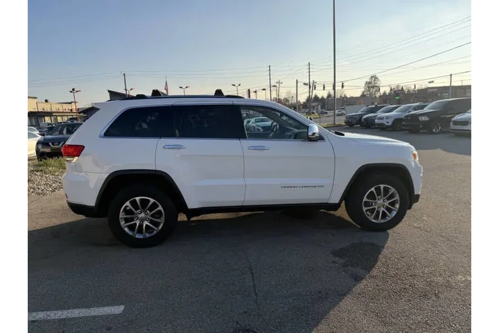 $6850 : 2015 Grand Cherokee Limited image 8