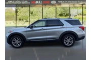 $34689 : Ford Explorer 2022 AWD XLT 4 thumbnail