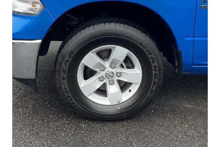 $23617 : Ram 1500 Classic 2024 4x4 SL image 8