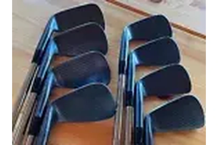 $250 : Golf Clubs image 2
