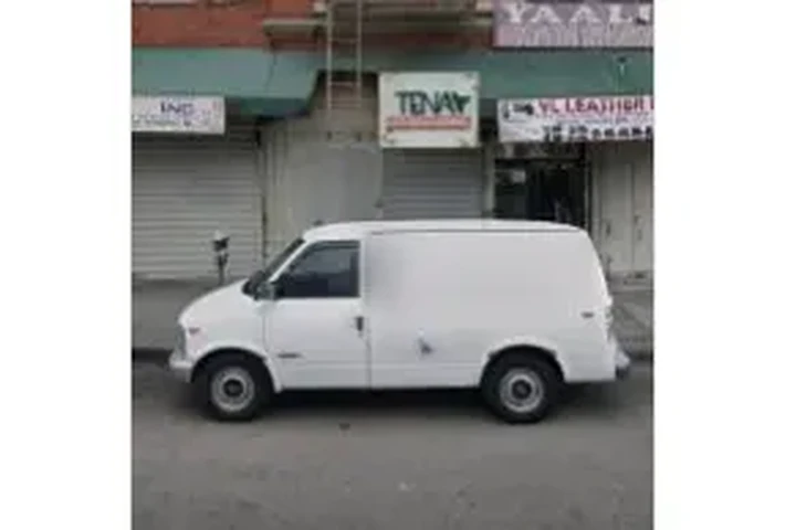 BUSCA EMPLEO? APLICA HOY! image 1