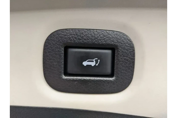 $13987 : Nissan Rogue 2020 S 4dr Cros image 10