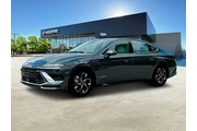 $20749 : Hyundai SONATA 2025 SEL 4dr thumbnail
