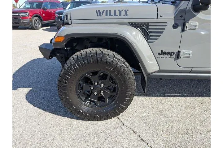 $29995 : Jeep Gladiator 2021 4x4 Spor image 10