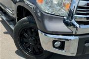 $28995 : 2014 Tundra thumbnail