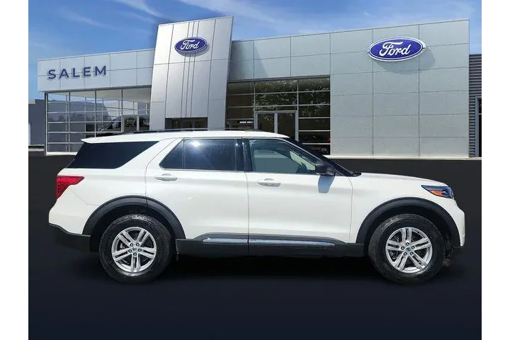 $31888 : Ford Explorer 2022 AWD XLT 4 image 2