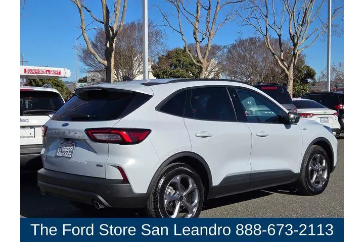 $32988 : Ford Escape Hybrid 2025 ST-L image 10