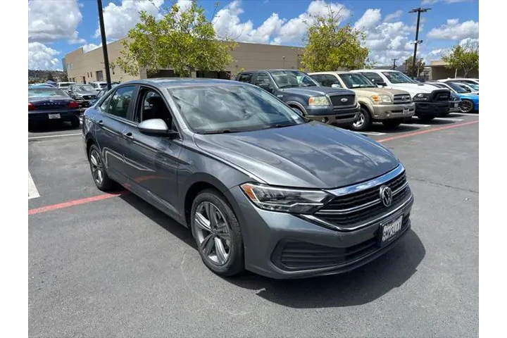 $19999 : Volkswagen Jetta 2024 SE 4dr image 4