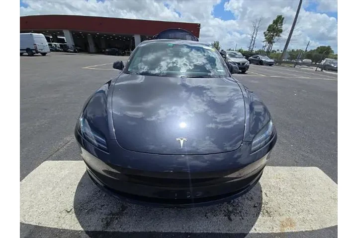 $31593 : Tesla Model 3 2024 Long Rang image 2