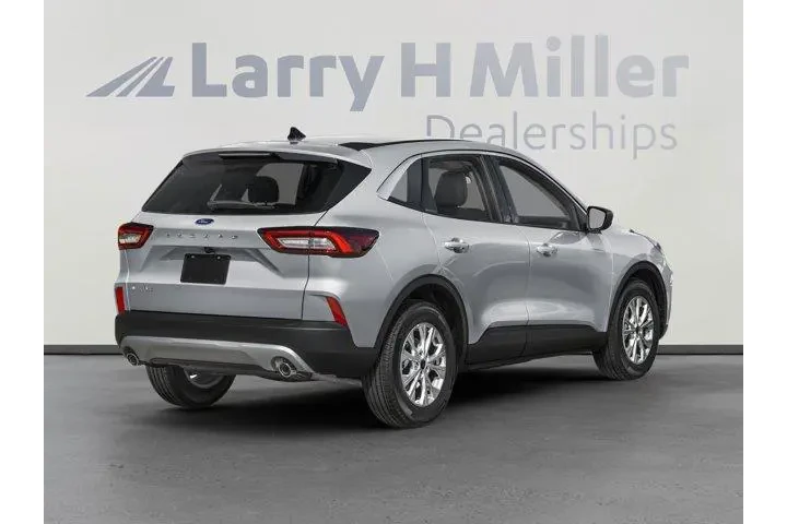 Ford Escape 2023 Active 4dr image 2