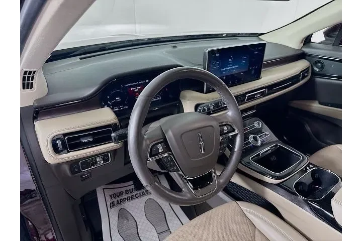 $28238 : Lincoln Nautilus 2022 AWD Re image 9