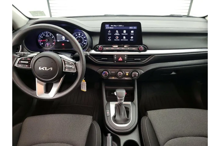 $18998 : Kia Forte 2024 LXS 4dr Sedan image 9