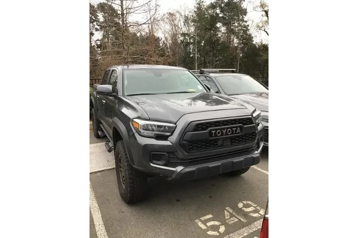 $37588 : Toyota Tacoma 2023 4x4 TRD P image 5