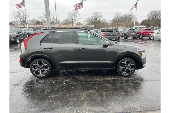 $22588 : Kia Niro 2023 EX 4dr Crossov image 8