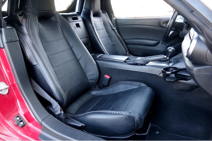 $16995 : 2018 FIAT 124 Spider Lusso image 9