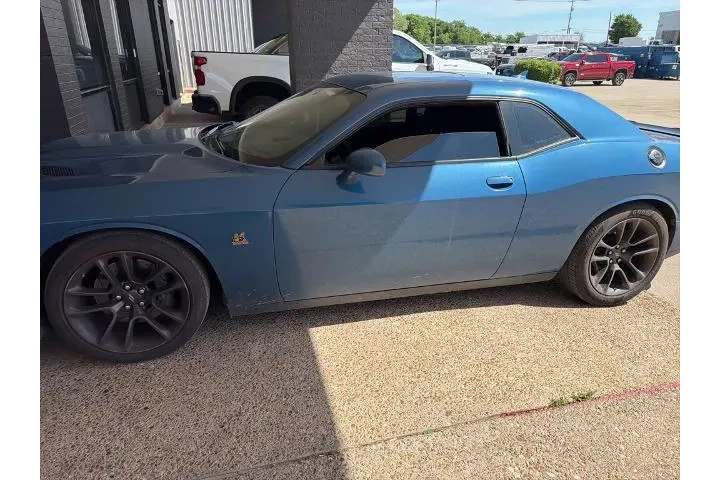 $38467 : Dodge Challenger 2022 R/T Sc image 1