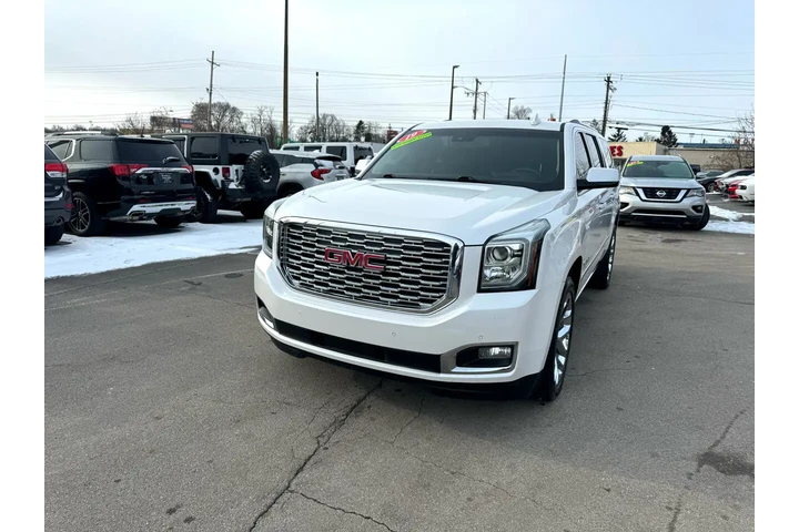 $29980 : 2019 GMC Yukon XL 4WD 4dr Den image 6