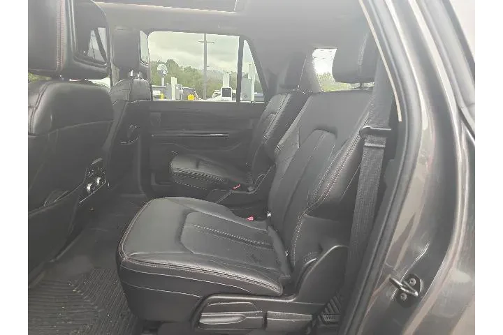 $38990 : Ford Expedition MAX 2021 4x4 image 10