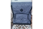 $500 : Bolsa nueva de saco ADIDAS thumbnail