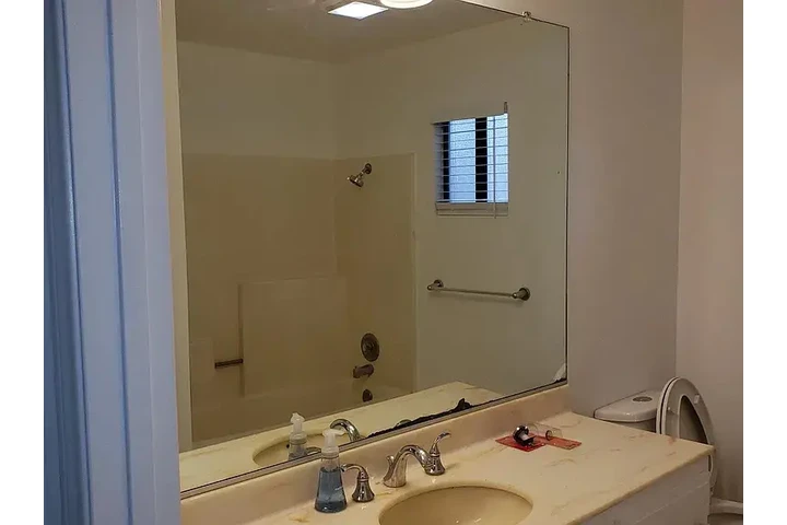 $2250 : FOR LEASE Move-In Ready image 7