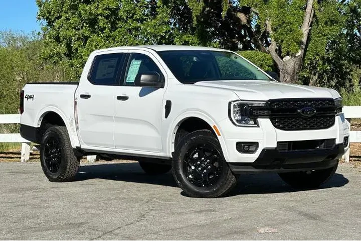 $39953 : Ford Ranger 2025 4x4 XLT 4dr image 2