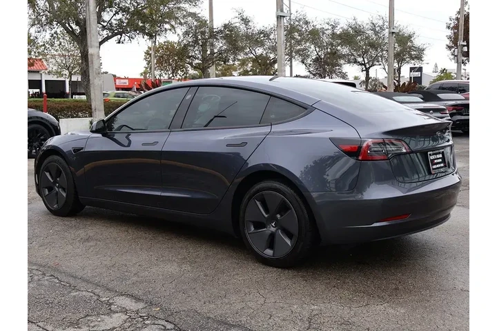 $23490 : Tesla Model 3 2023 4dr Sedan image 8