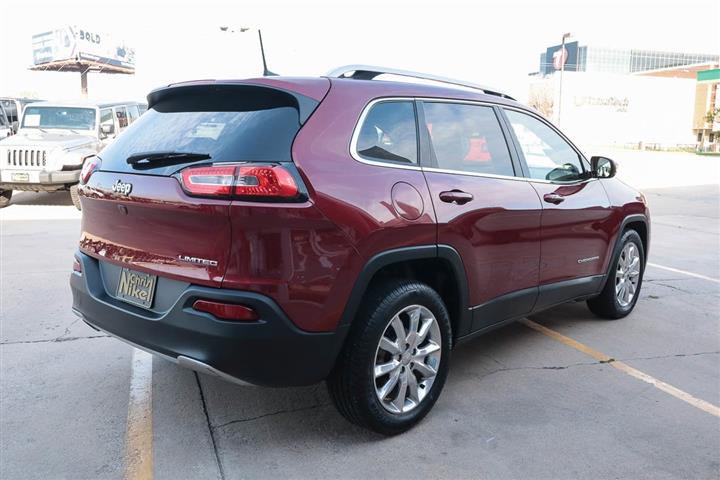 $14979 : 2016 Cherokee Limited image 5