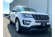 2017 Explorer Limited 4WD en Newark