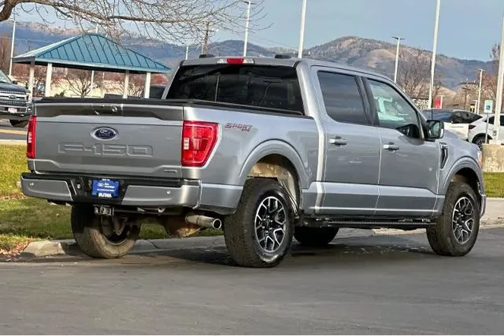 $39995 : Ford F-150 2023 4x4 XLT 4dr image 2