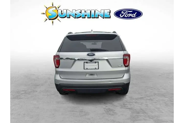 $12000 : Ford Explorer 2017 AWD Base image 5