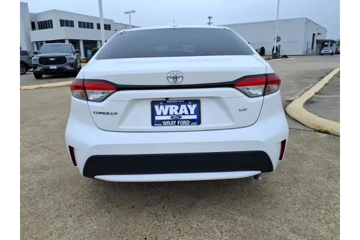 $18988 : Toyota Corolla 2022 LE 4dr S image 3