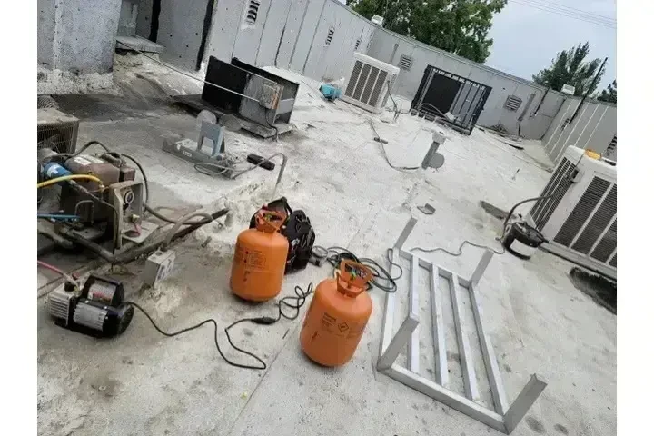 REPARACIÓN DE ELECTRODOMÉSTICO image 4