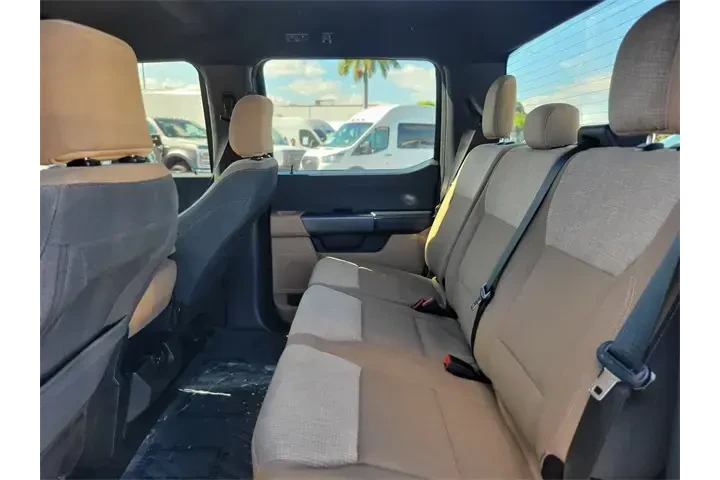 $37591 : Ford F-150 2023 4x4 XLT 4dr image 9